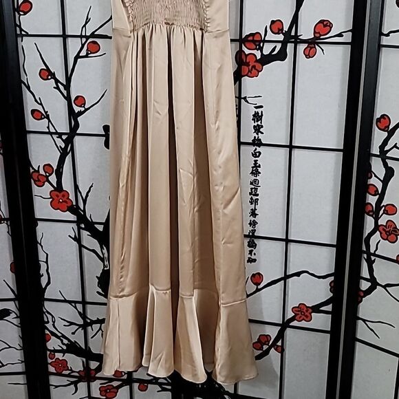 Show Me Your Mumu "Claire" champagne gold satin midi dress with bottom ruffle, l - Picture 9 of 12